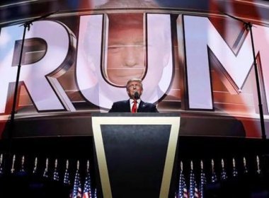 Trump admite que Rússia tentou interferir em eleições, diz chefe de gabinete
