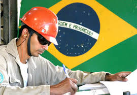 Petrobras oferece 954 vagas em concurso; inscrições começam nesta terça-feira