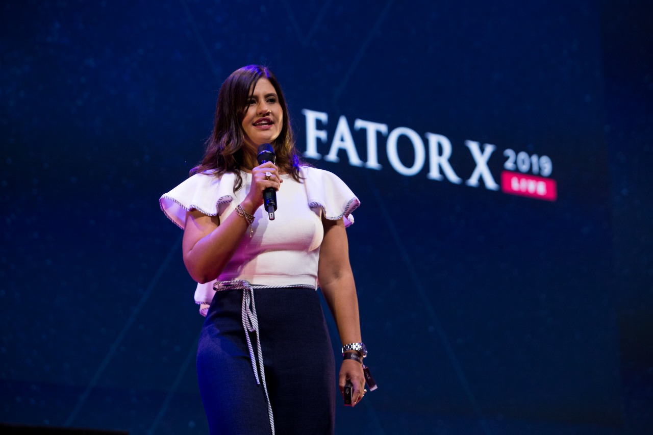 Lidiane Angelim em destaque no Fator X Live 2019
