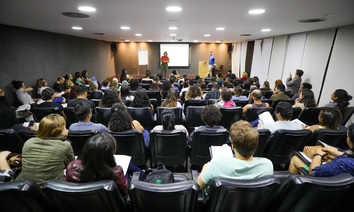 FGV divulga resultado de pedido de cotas e de atendimento especial do CPNU 2025   