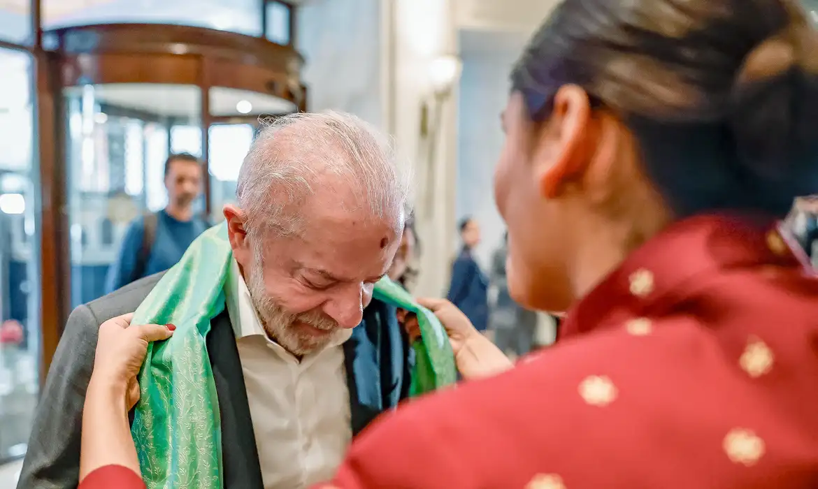 Na Índia, primeiro compromisso de Lula é a cúpula sobre Inteligência Artificial   